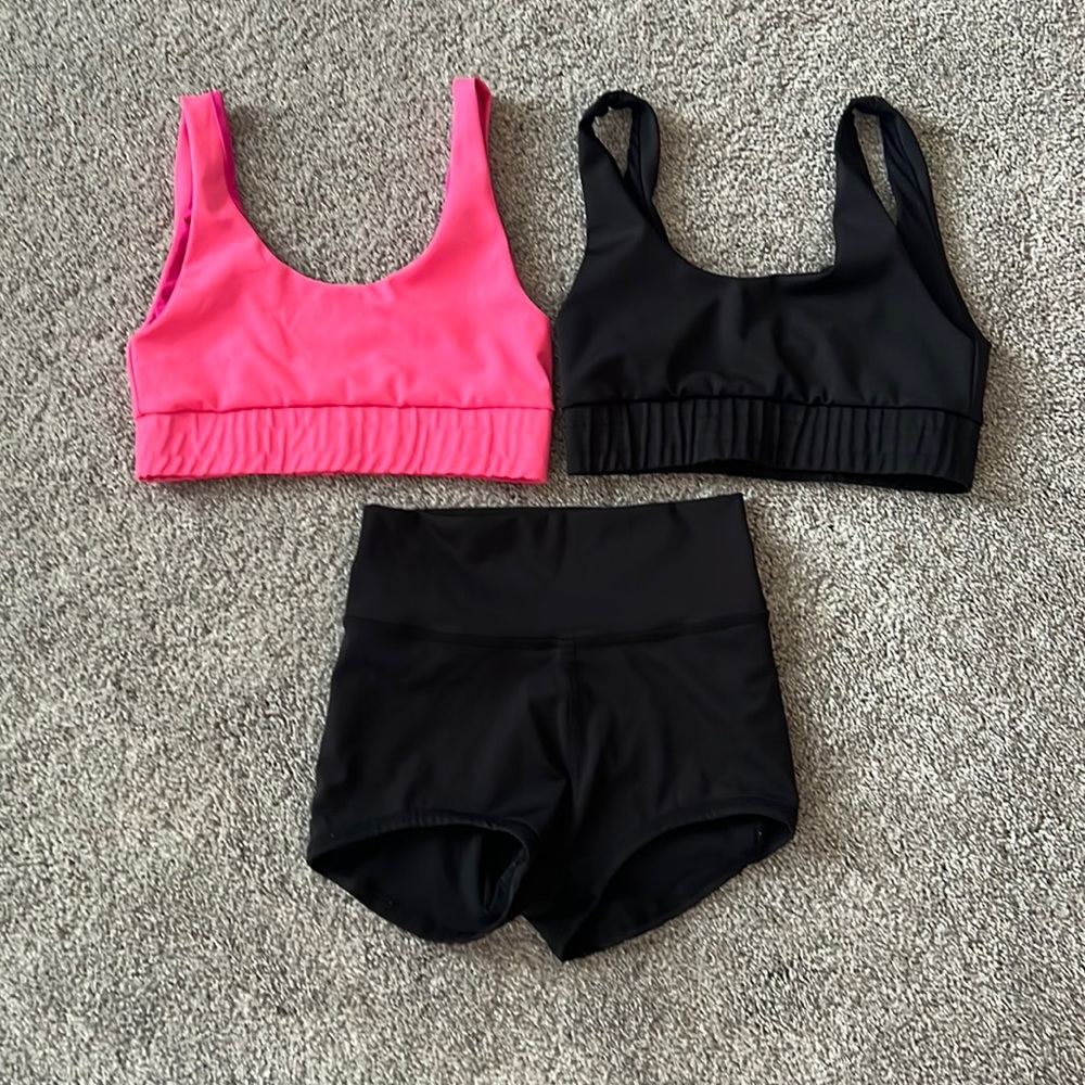Lot of Five dance wear black and pink top and black shorts SZ AXS
